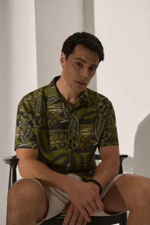 CAMISA ESTAMPADA VERDE OSCURO